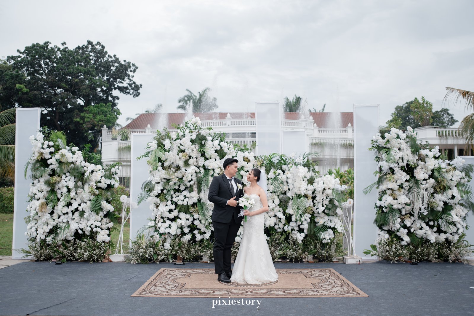 Meja prasmanan wedding elegan Jakarta